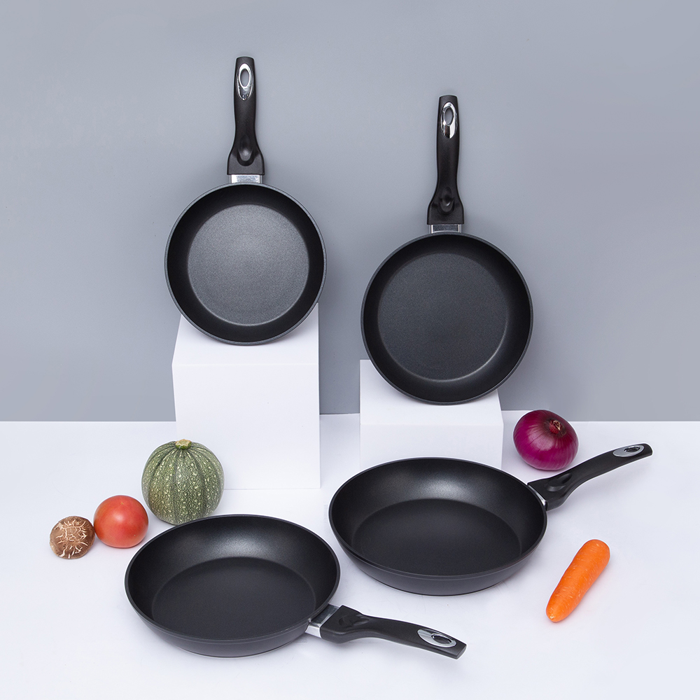 22*4.5cm black non-stick aluminum frying pan without lid JY-BF29-2-2245 